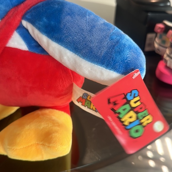 Stuffed Super Mario - Picture 3 of 3